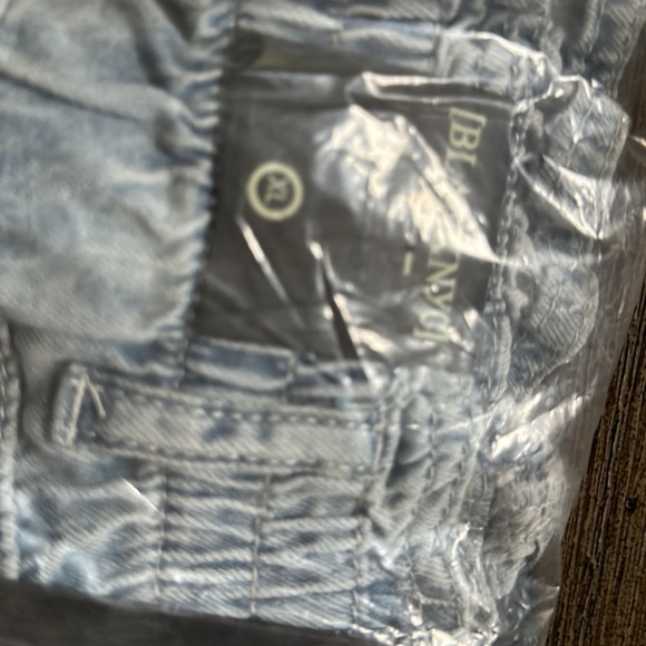 Blank NYC Women’s Paperbag Wide Leg Jean Elastic Waistband NWT - Picture 11 of 13